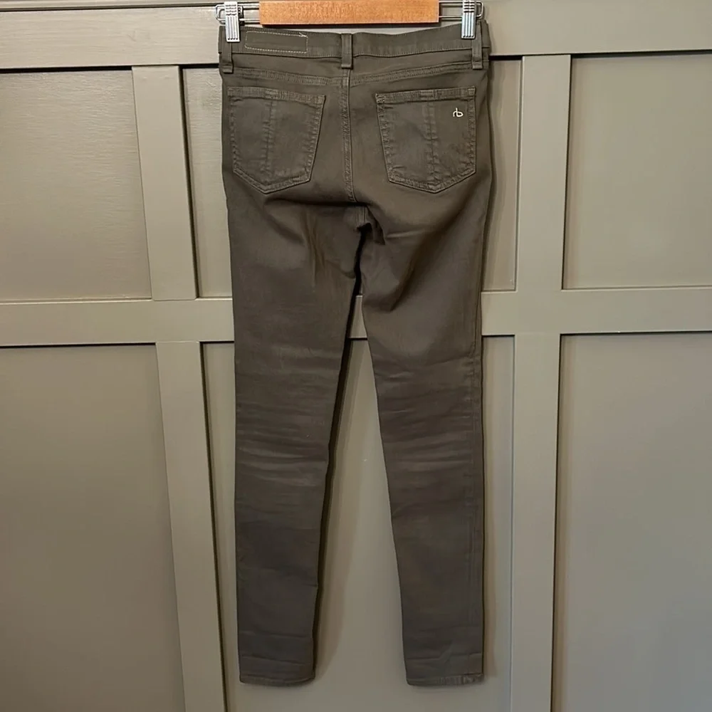 Rag & Bone Skinny Jeans in Army Green Size 25